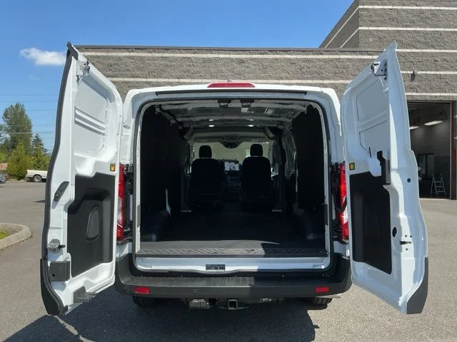 New 2026 Oxford White Ford Base image 8