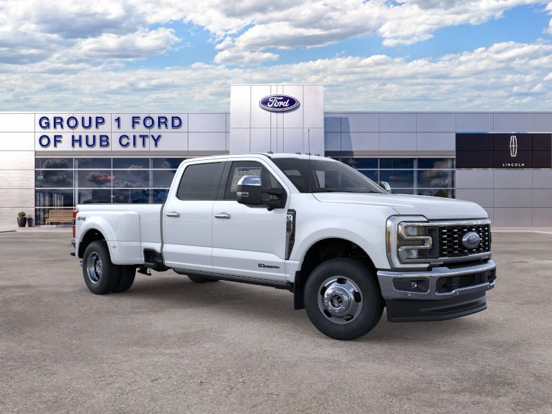New 2026 Star White Metallic Tri-Coat Ford F-350® Lariat® image 7