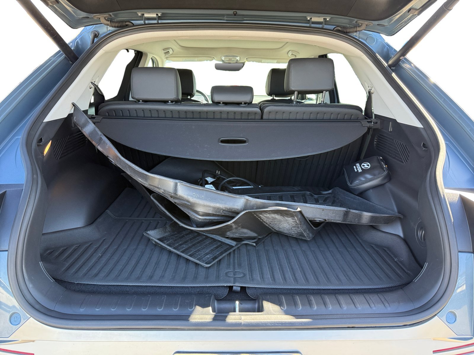 Certified Used 2024 Lucid Blue Hyundai Limited image 17