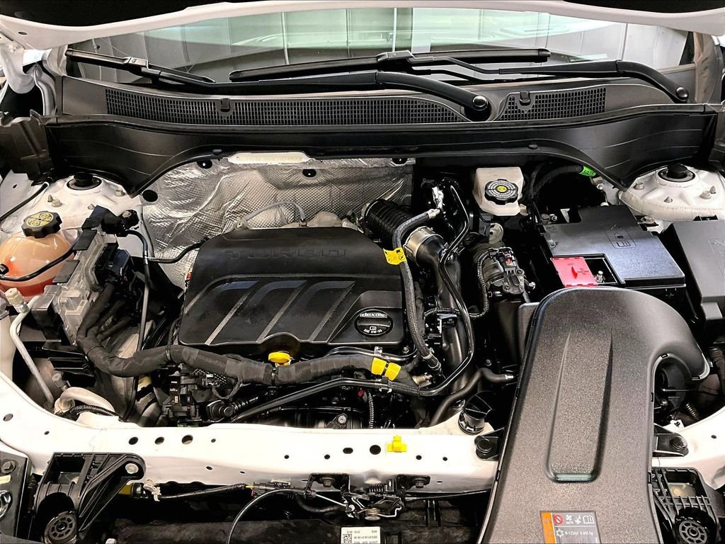 Used 2024 White Chevrolet 1RS image 31