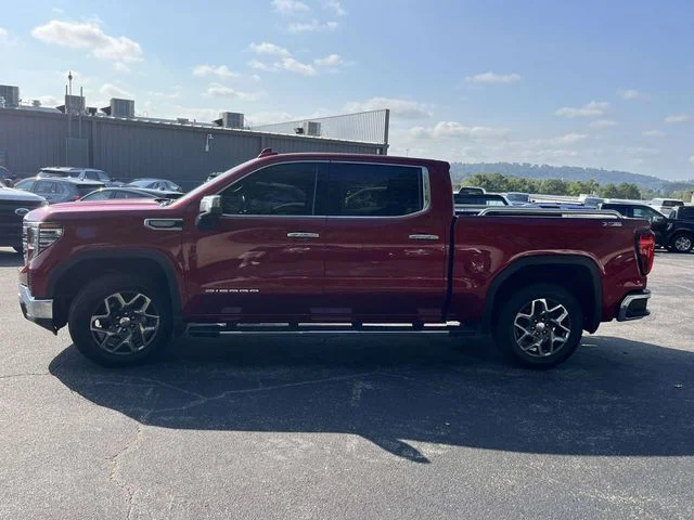 Used 2022 Cayenne Red Tintcoat GMC SLT image 8