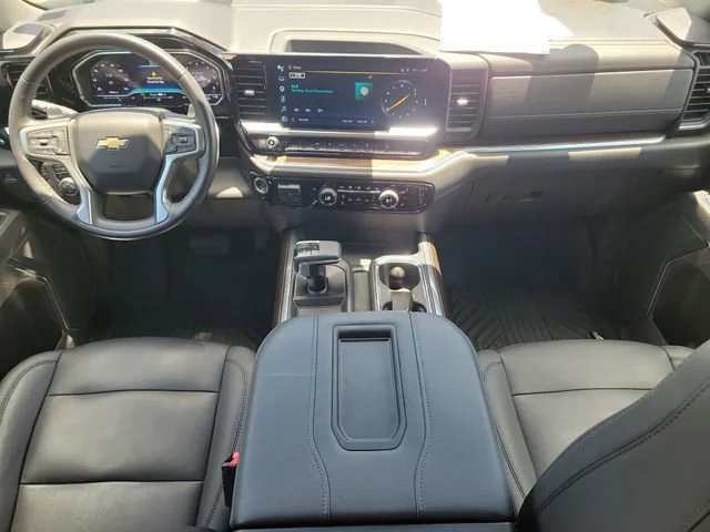 2022 Chevrolet Silverado 1500 LT - Photo 16