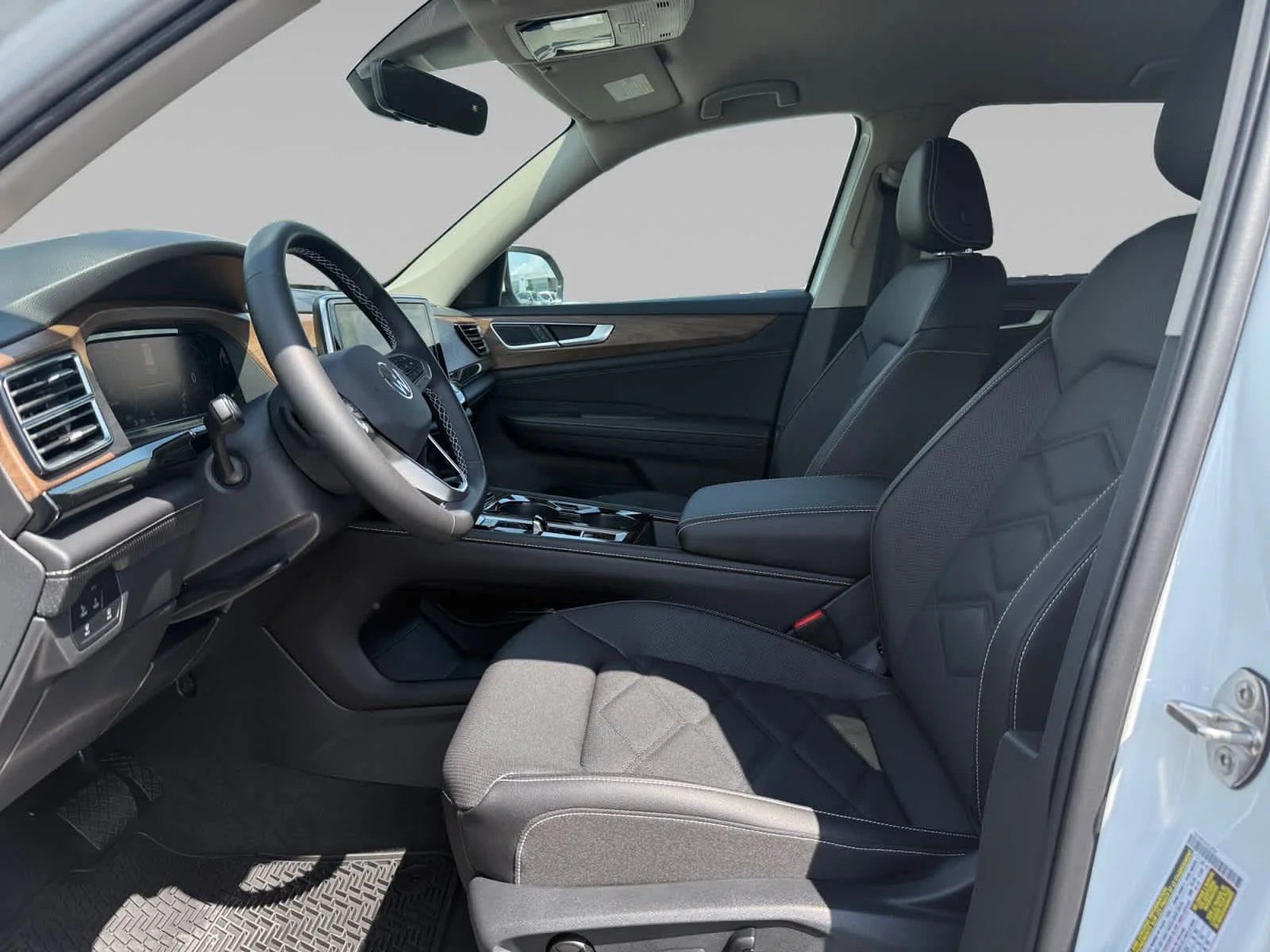 2026 Volkswagen Atlas SE w/Tech - Photo 11