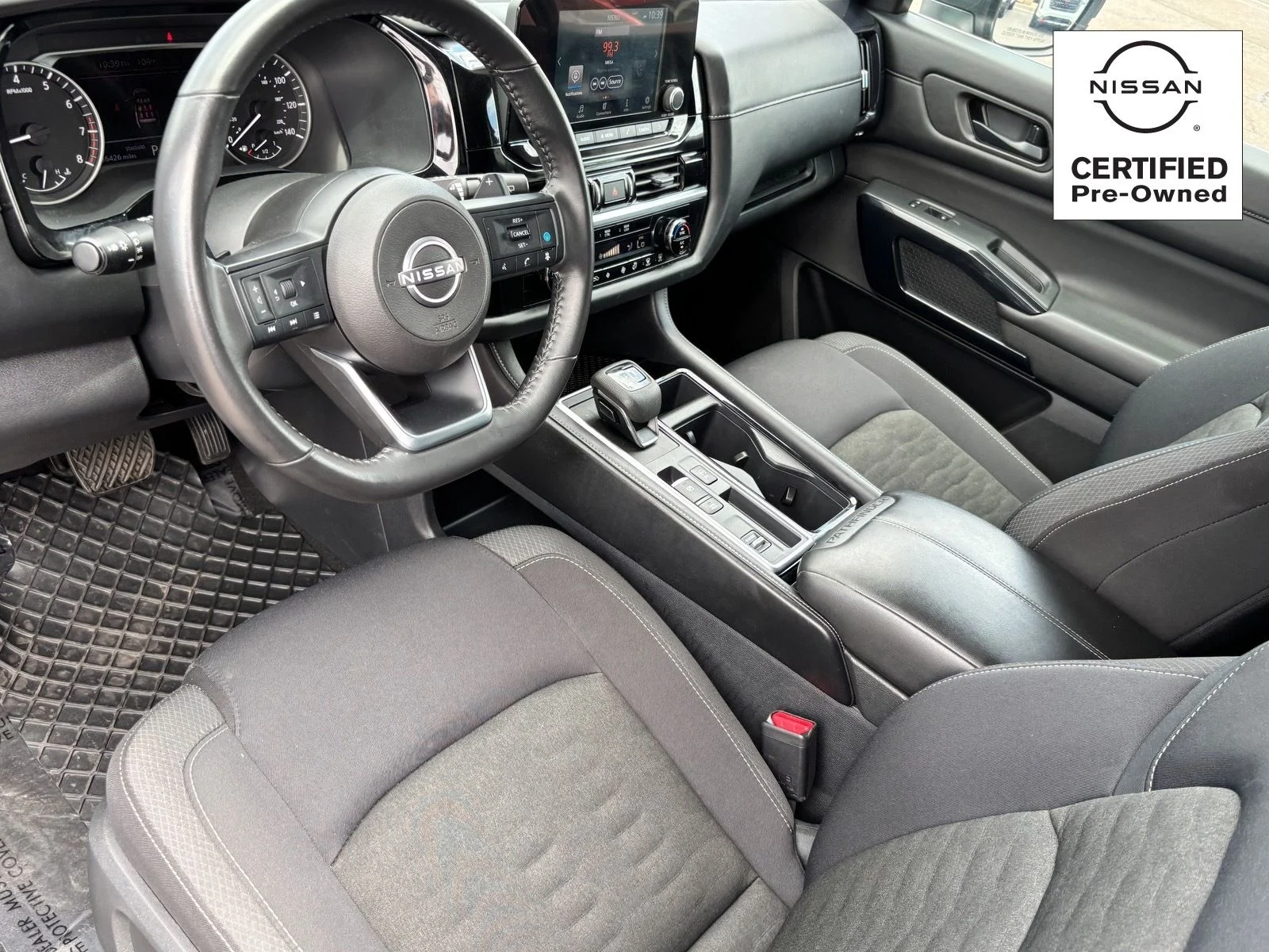 Used 2025 Deep Ocean Blue Pearl Nissan SV image 15