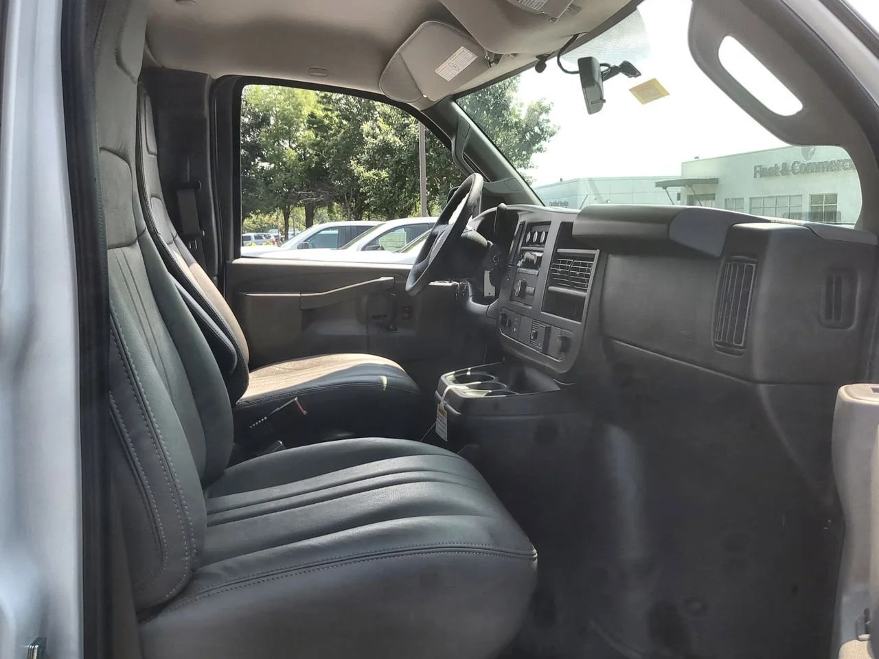 New 2026 Summit White GMC Work Van image 24