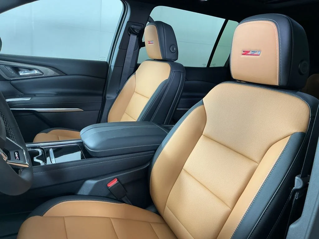 New 2027 Black Chevrolet Z71 image 5