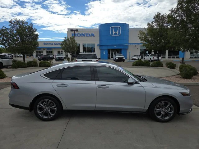 Certified Used 2025 Solar Silver Metallic Honda HYBRID EX-L image 44