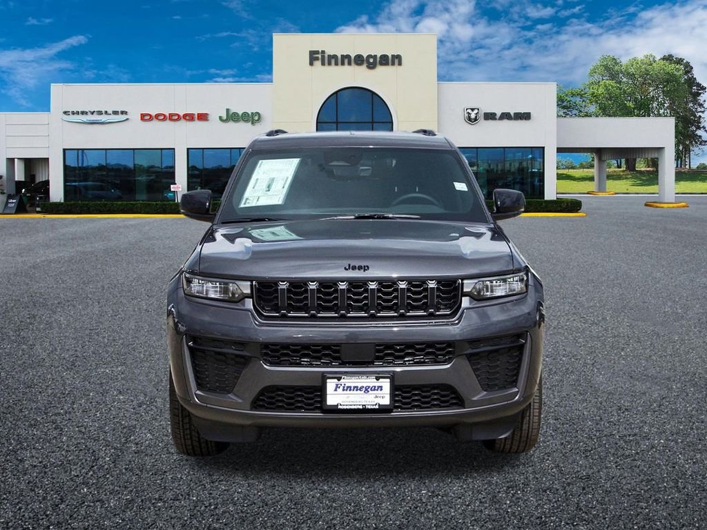 New 2026 Baltic Gray Metallic Clear-Coat Exterior Paint Jeep Altitude image 2