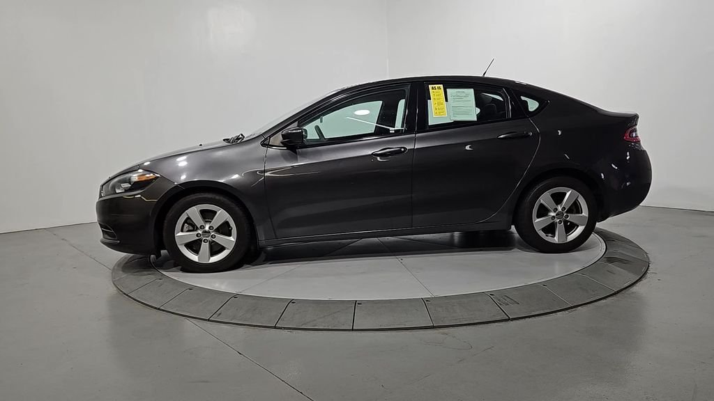 Used 2015 Gray Dodge SXT image 2