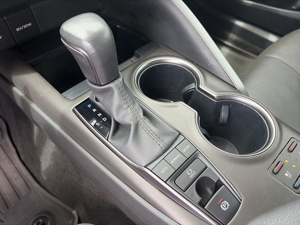 Used 2023 Beige Toyota XSE V6 image 27