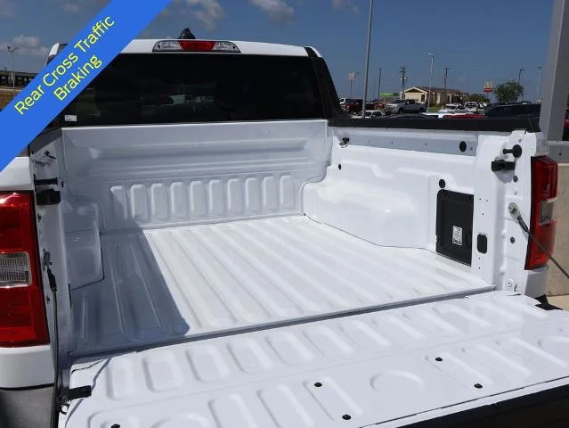 New 2026 Oxford White Ford XL image 15