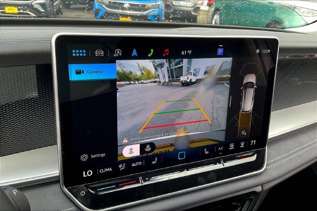 2025 Volkswagen Tiguan SE - Photo 22