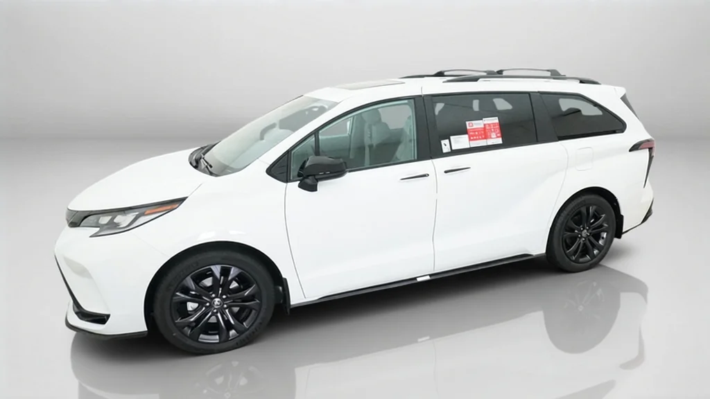 New 2026 Ice Cap Toyota XSE image 3