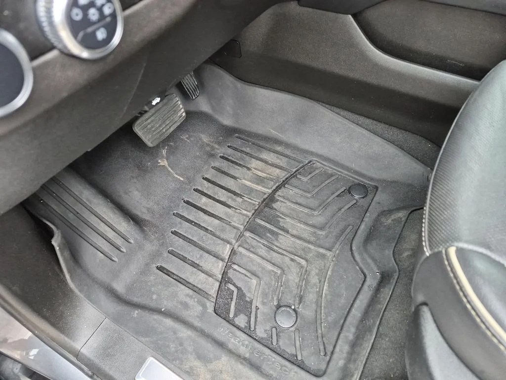 Used 2022 Gray GMC SLT image 22