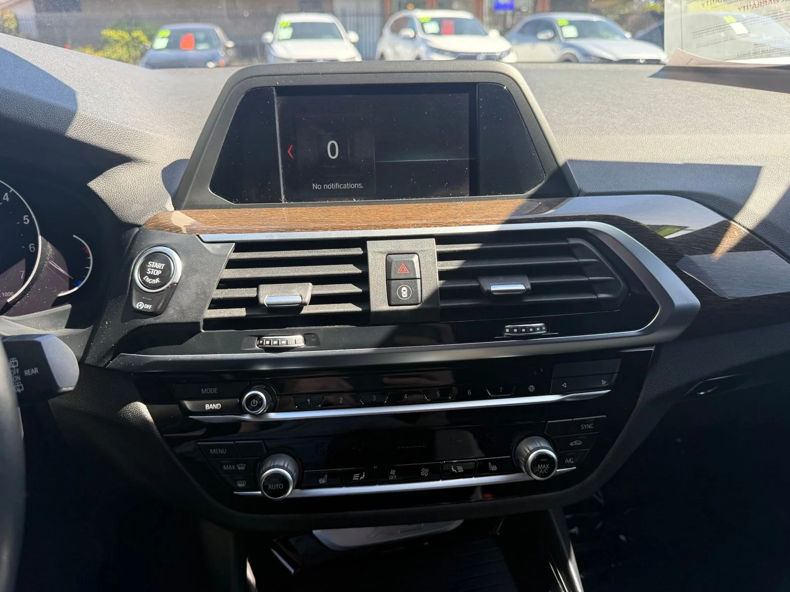 Used 2019 Gray BMW sDrive30i image 17