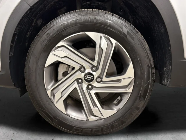 Used 2023 Silver Hyundai SEL image 45