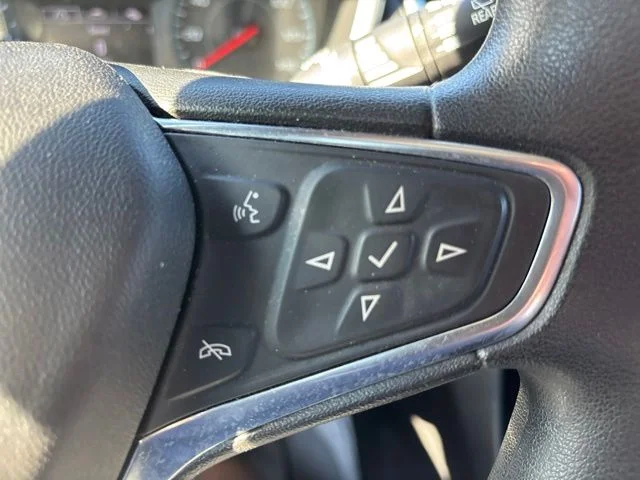 Used 2018 White Chevrolet LT image 12