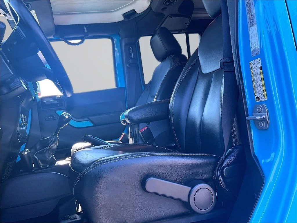 Used 2017 Blue Jeep Unlimited Sahara image 26