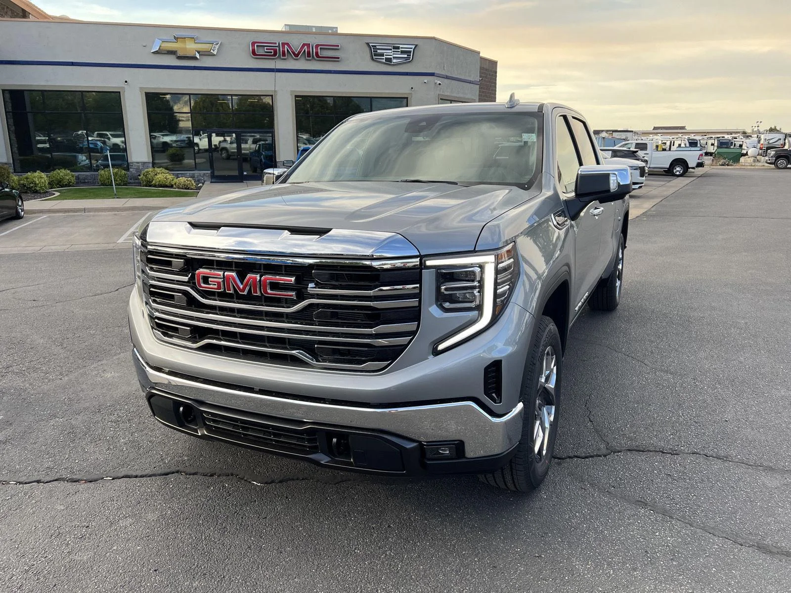 2026 GMC Sierra 1500 SLT - Photo 17