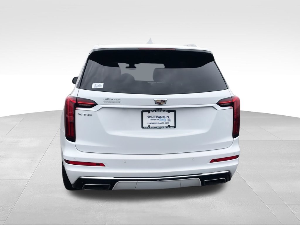Used 2021 White Cadillac Premium Luxury image 8