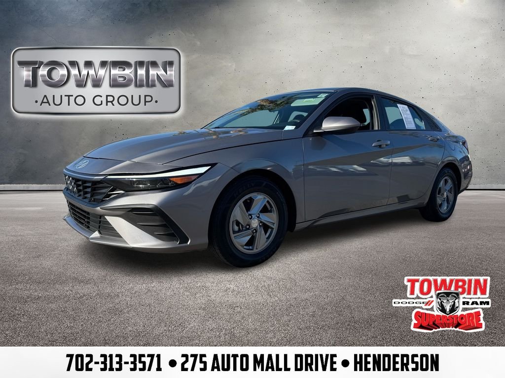 2024 Hyundai Elantra SE