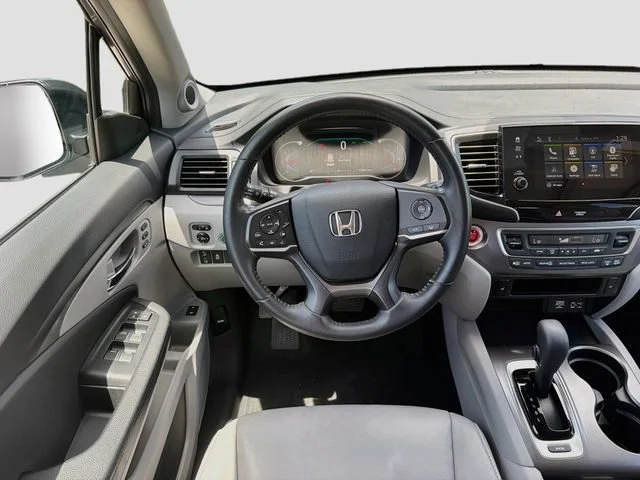 Used 2019 Gray Honda EX-L image 17