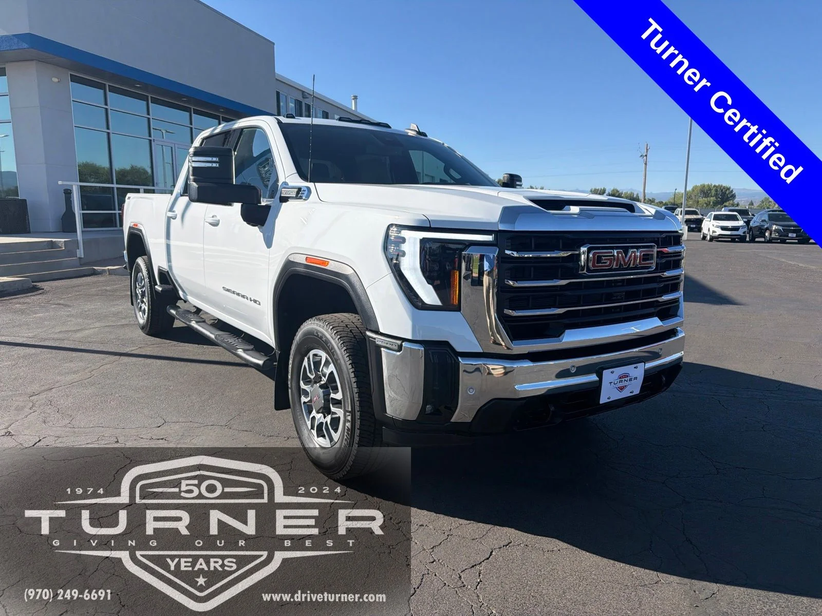 Used 2025 White GMC SLE image 1