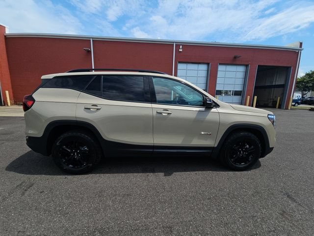 Used 2022 Desert Sand Metallic GMC AT4 image 11