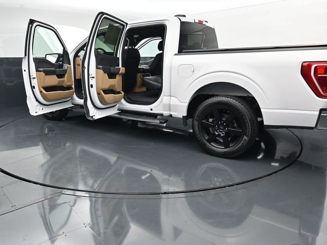 Used 2021 Oxford White Ford XLT image 40