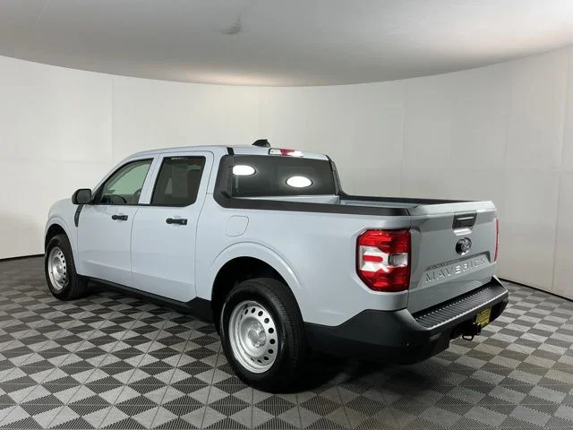 Used 2026 White Metallic Ford XL image 7