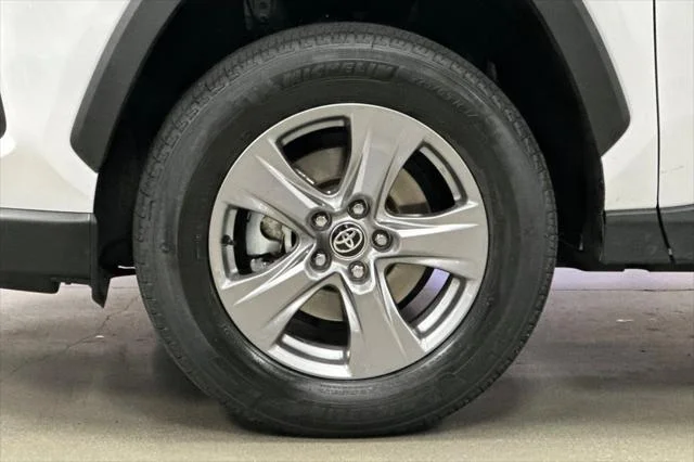 Certified Used 2025 ICE CAP Toyota  image 26