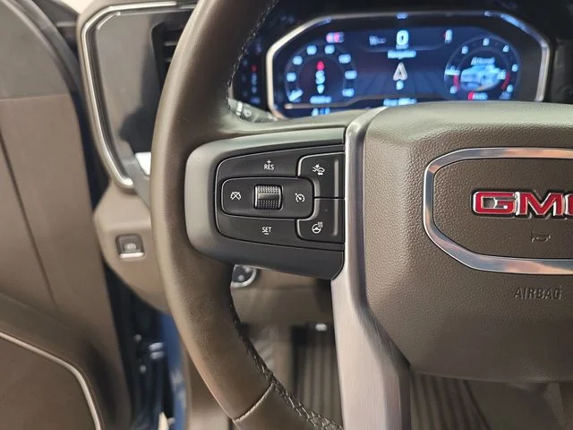 Used 2024 Metallic GMC SLE image 32