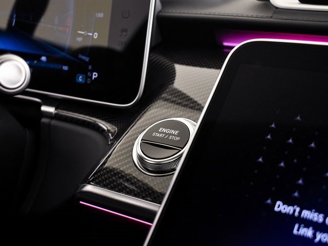 New 2026 MANUFAKTUR Silicon Grey Mercedes-Benz S 63 E AMG® image 94