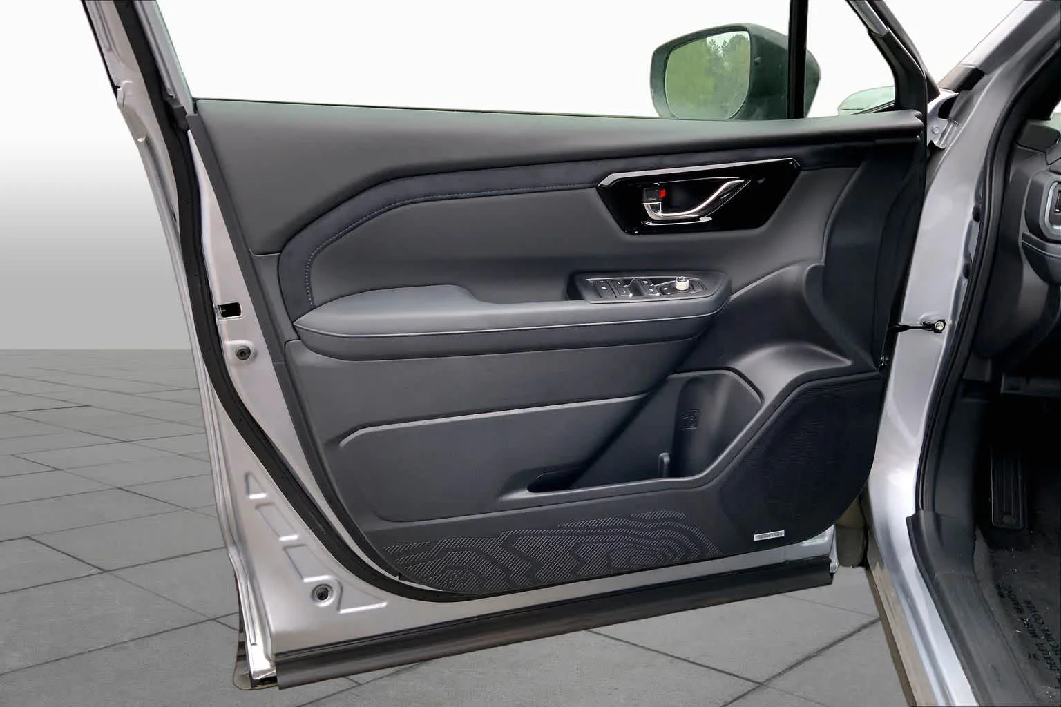 New 2026 ICE SILVER METALLIC Subaru Limited image 10