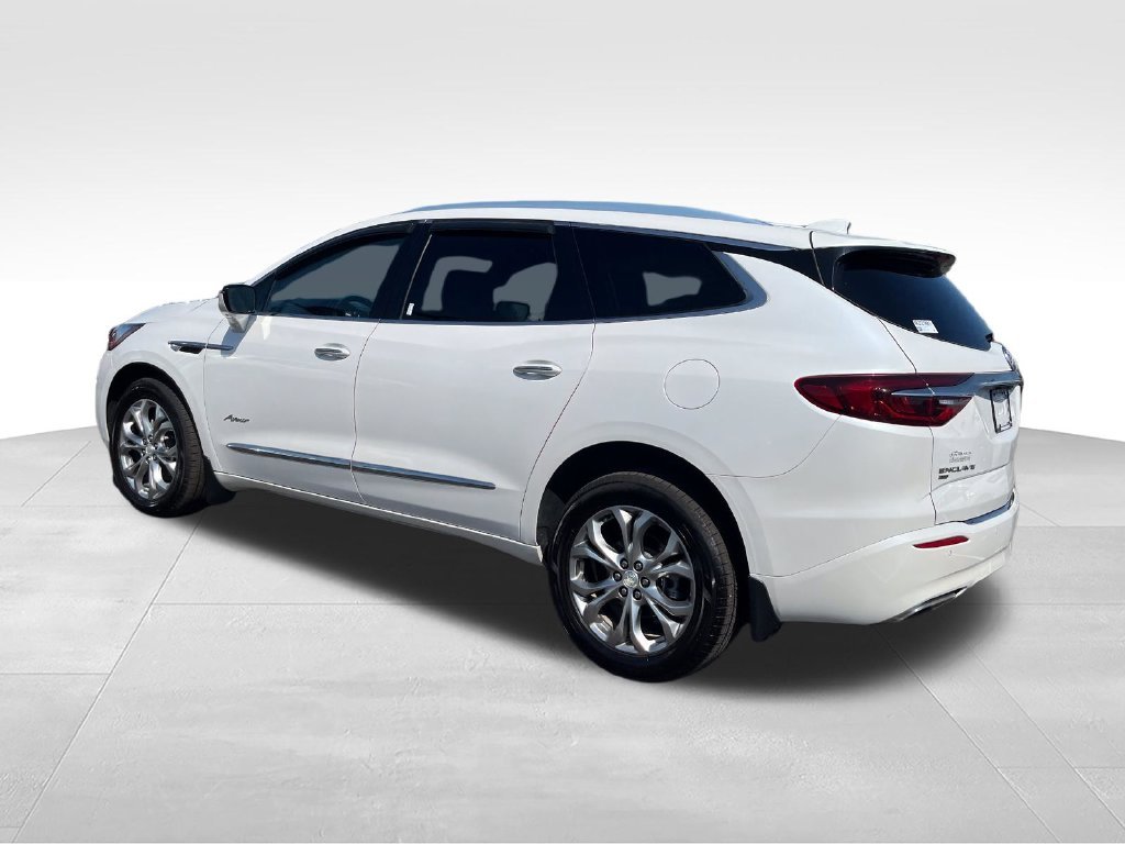 Used 2021 White Buick Avenir image 3