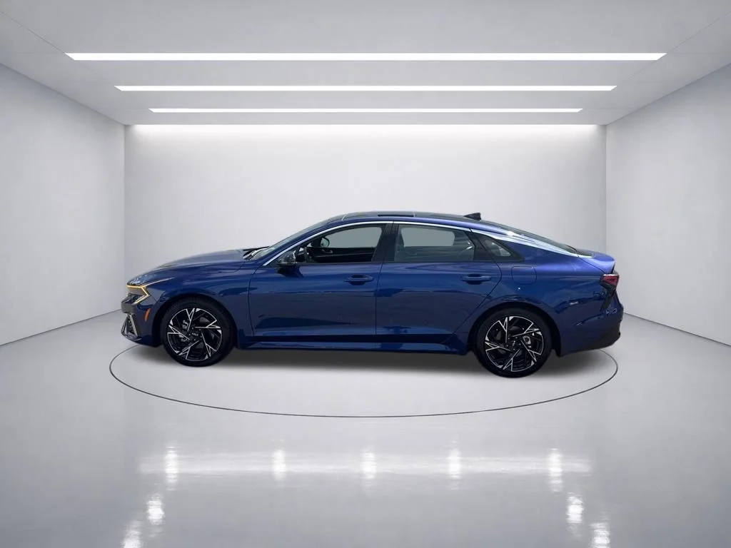 Used 2025 Yacht Blue Kia GT-Line image 4