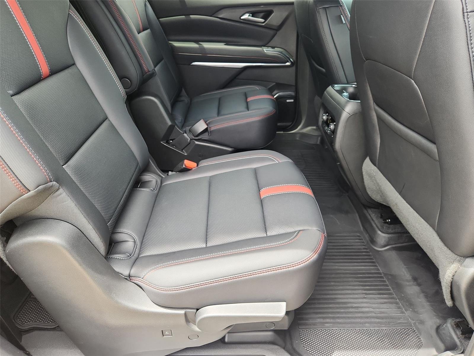 Used 2025 Sterling Gray Metallic Chevrolet RS image 28