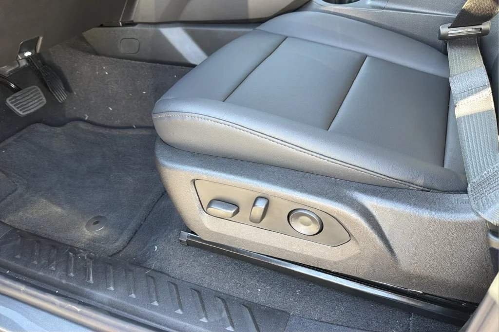 New 2026 Sterling Gray Metallic Chevrolet Trail Boss image 18