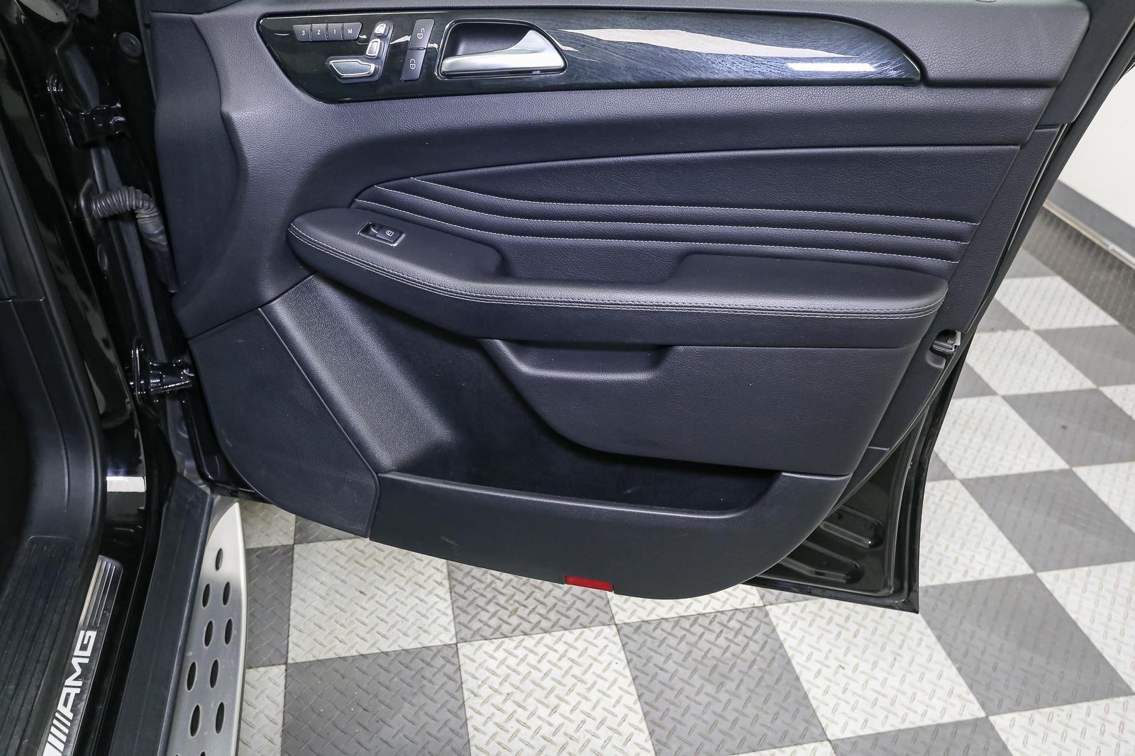 Used 2019 Black Mercedes-Benz AMG® GLE 43 image 22
