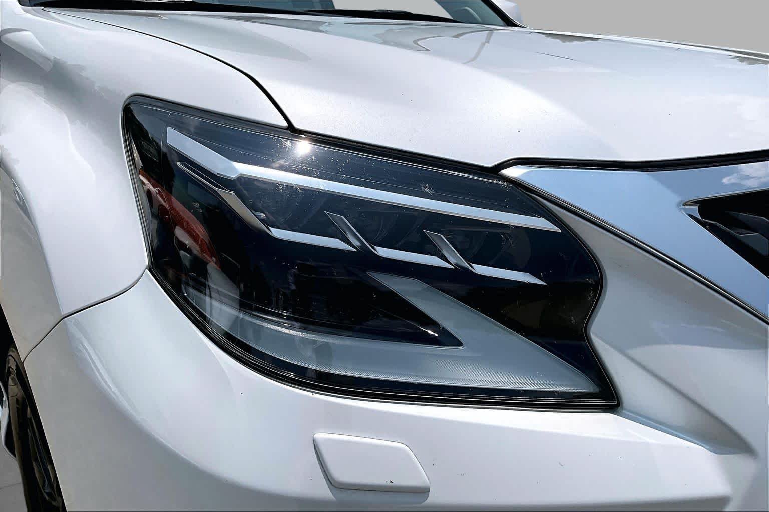 Used 2021 Starfire Pearl Lexus Premium image 27