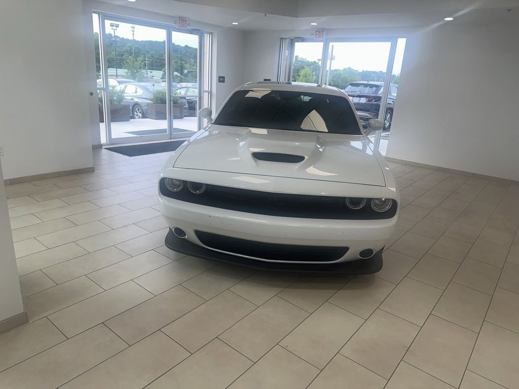 2023 Dodge Challenger R/T's photo
