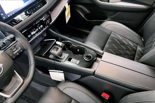 2025 Nissan Rogue Platinum - Photo 9