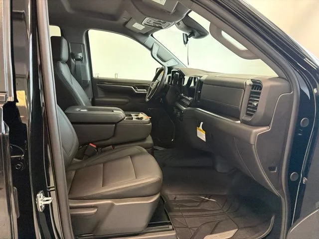 New 2026 Black Chevrolet LT image 25