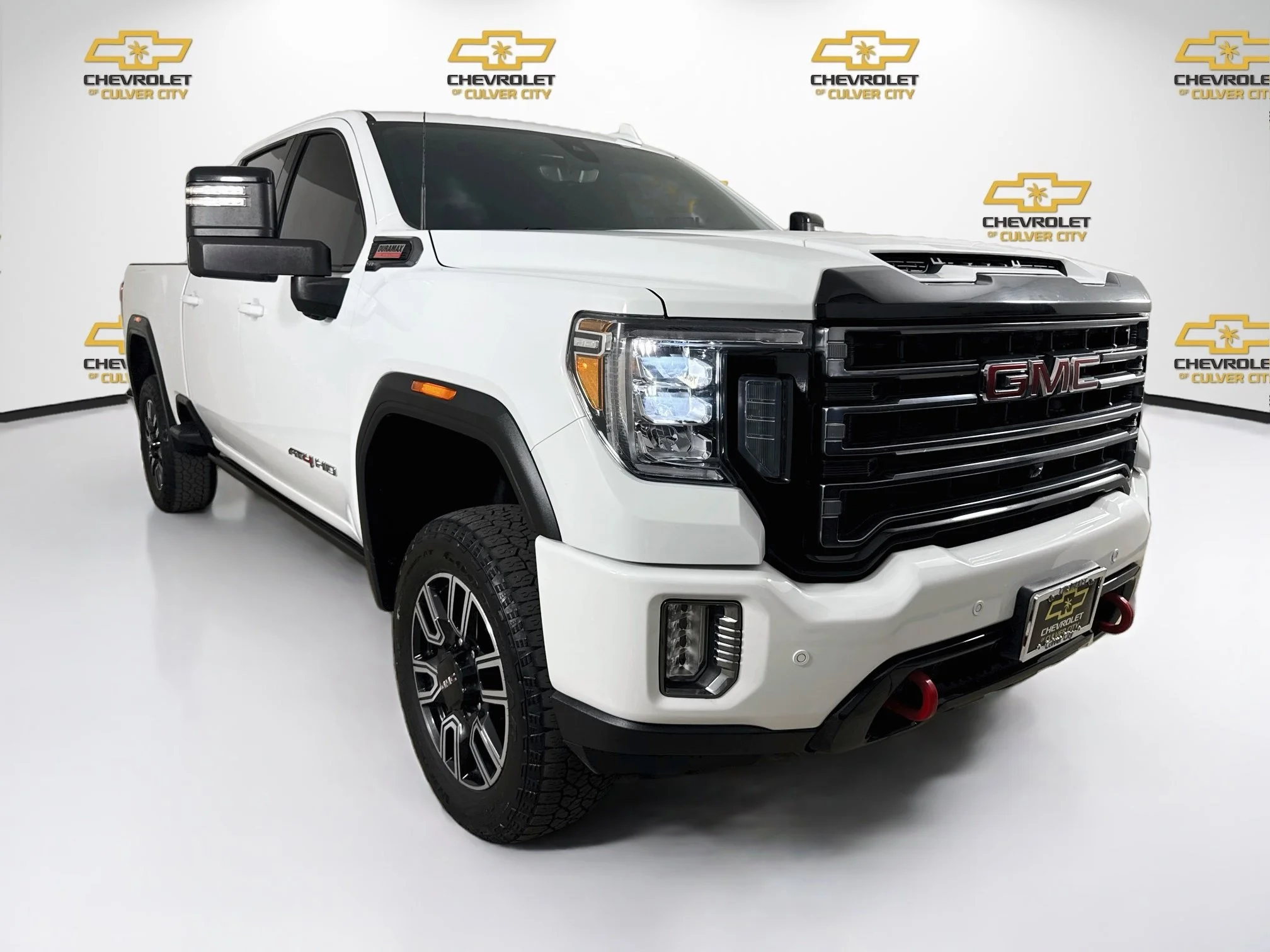 Used 2023 SUMMIT WHITE GMC AT4 image 1