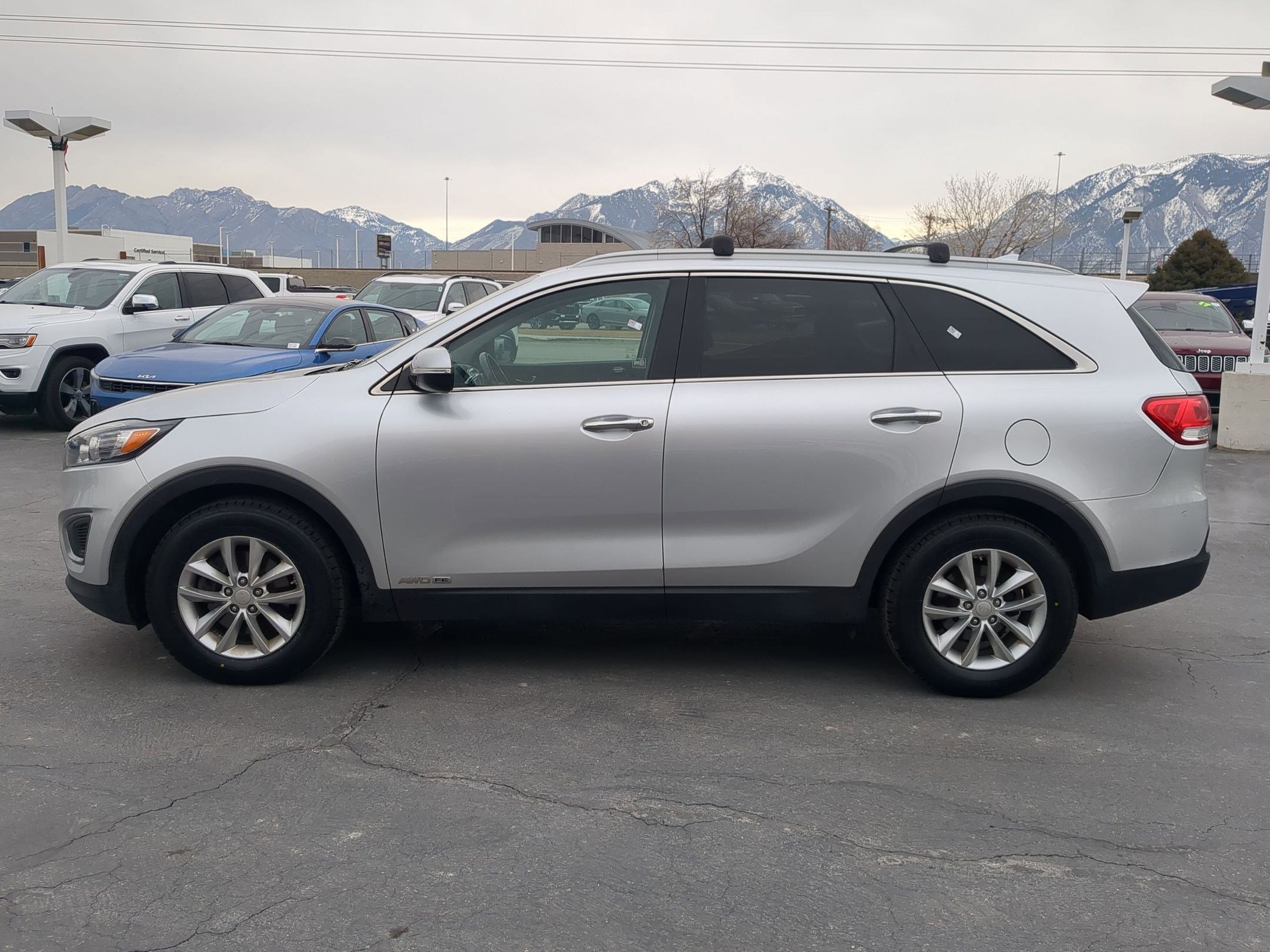 Used 2016 Kia Sorento LX with VIN 5XYPGDA58GG100198 for sale in Salt Lake City, UT