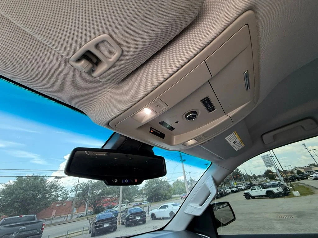 Used 2016 Black Chevrolet LT image 23