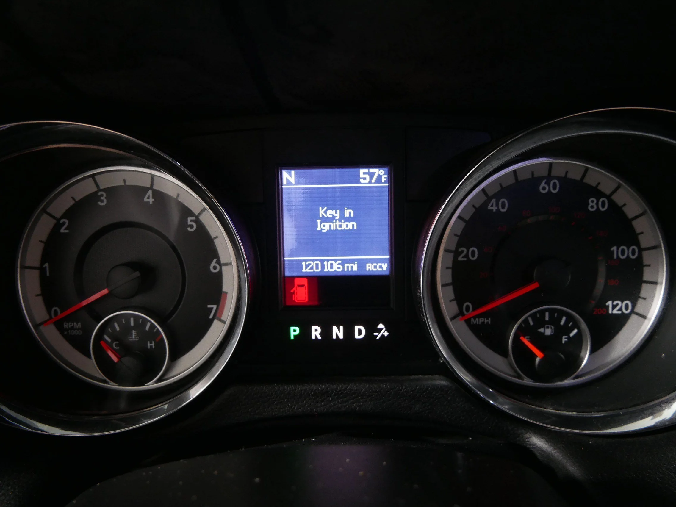 Used 2017 Contusion Blue Pearlcoat Dodge SXT image 21