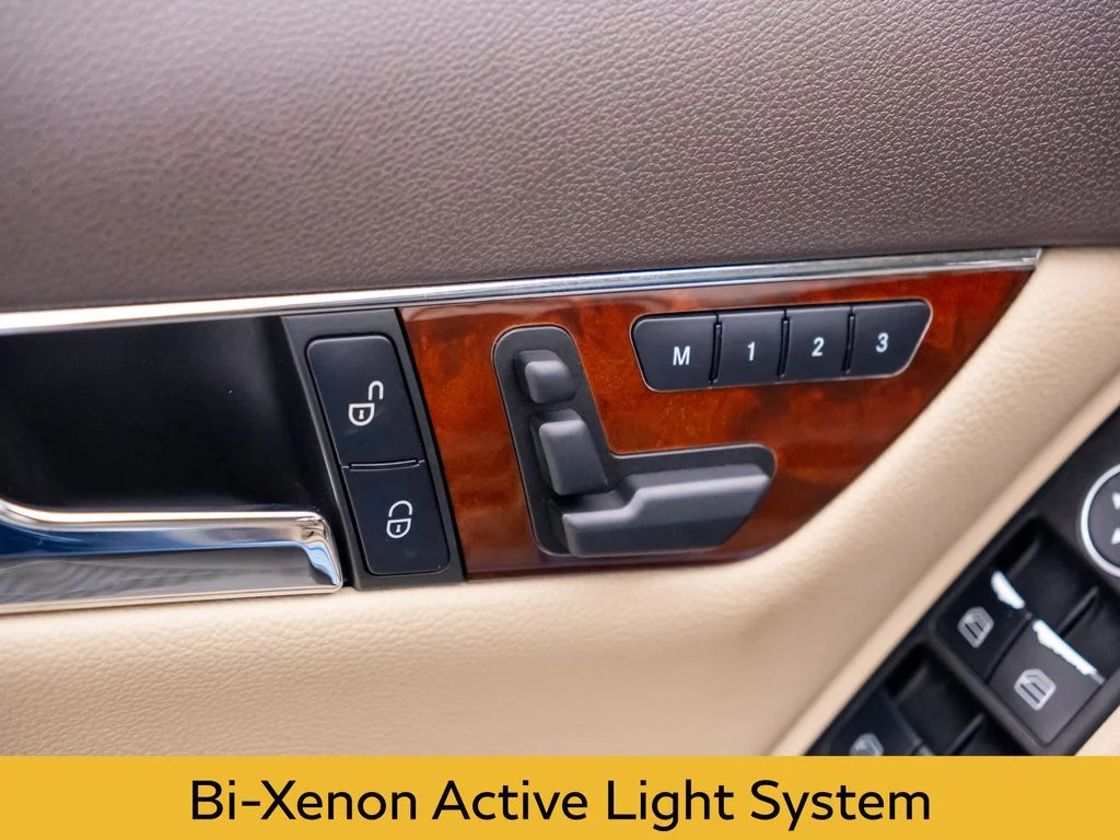 Used 2011 Beige Mercedes-Benz C 300 image 16