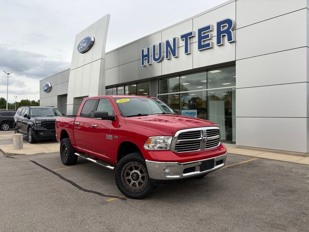 2016 RAM 1500 Big Horn 4x4 Crew Cab 5'7's photo