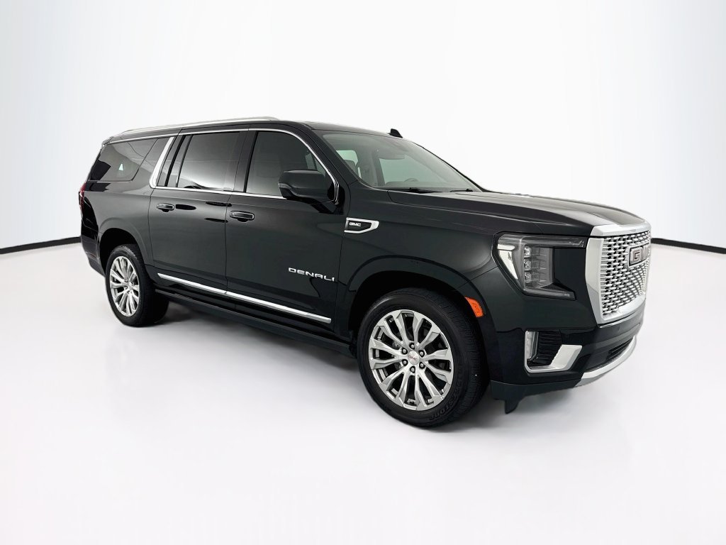 Used 2022 Black GMC Denali image 3